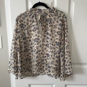 Lucky Brand Flowy Floral tie neck blouse